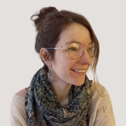 Portrait de Laura FONTAINE
