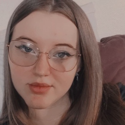 Portrait de Emeline De Luca