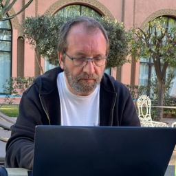 Portrait de Francis Xouve