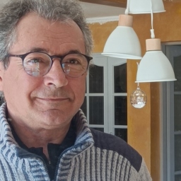 Portrait de Dominique PERROTIN