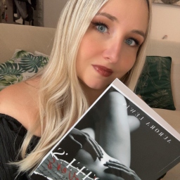 Portrait de Aurora Lewis