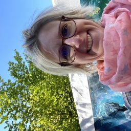 Portrait de Laure DEDY