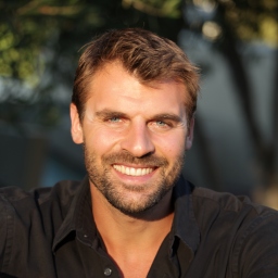 Portrait de FREDERIC DELTOUR