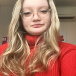 Portrait de Alice Pierre